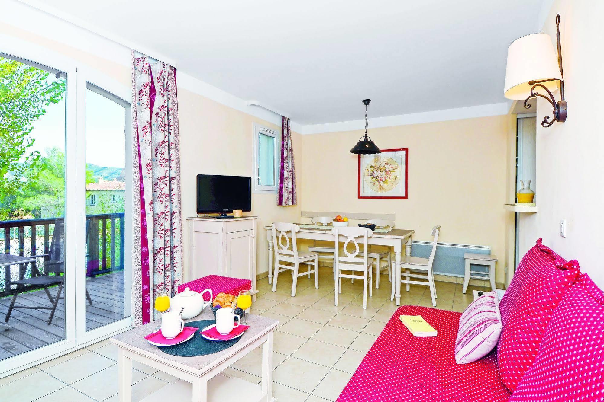 Residence Pierre & Vacances Les Coteaux De Pont-Royal Mallemort Eksteriør bilde